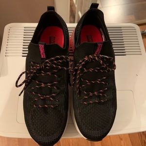 Sketchers Go Run tennis shoes ladies